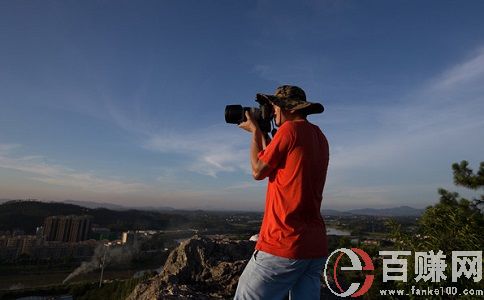攝影賺錢嗎?做一個(gè)攝影拍客怎么賺錢? 第2張